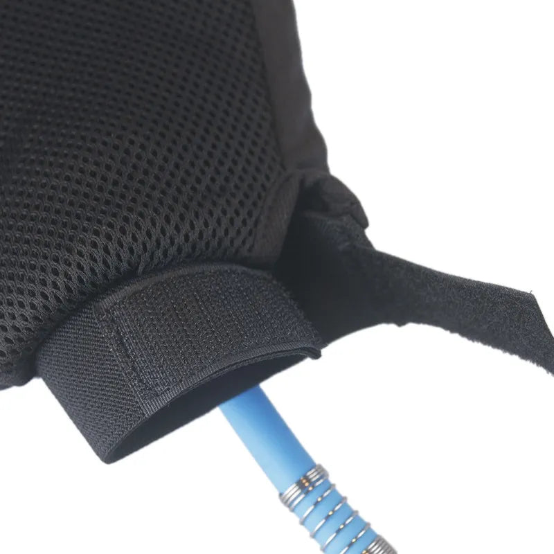 Pet Bathing Glove — Sprayer & Scrubber with 7.5 ft Hose